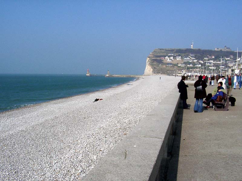 010Etretat.jpg