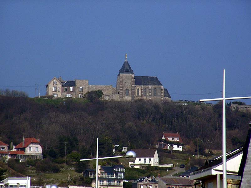 011Etretat.jpg